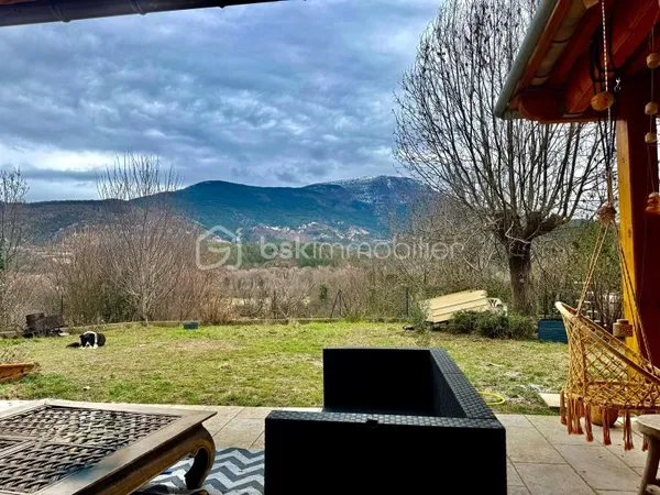 Maison 3 pièces 221 m²