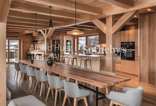Chalet 11 pièces 465 m²
