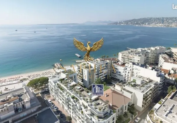 Local 123 m² Juan-les-Pins