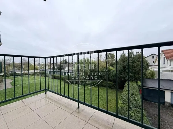 Charmant Appartement 3P traversant avec balcon