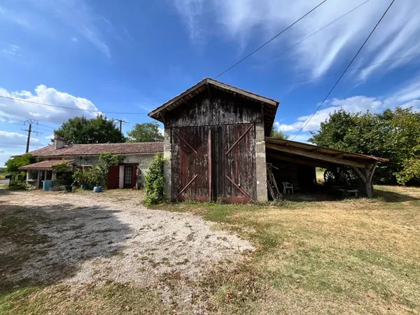 Maison en pierre à restaurer proche Villeréal