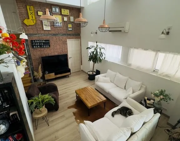 Appartement 6 pièces 175 m²
