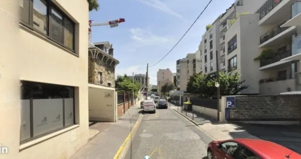 Location Parking Vanves