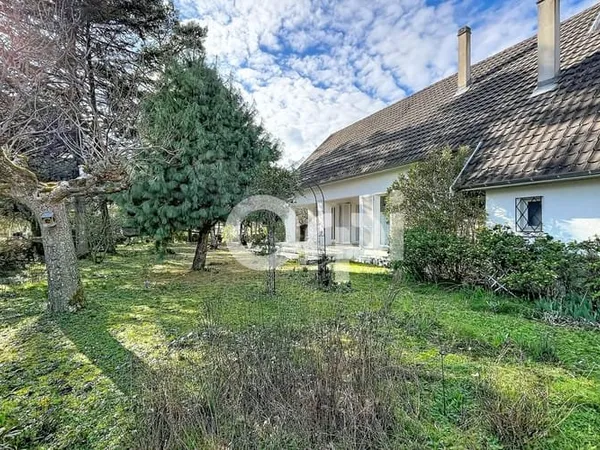 Maison 5 pièces 140 m²