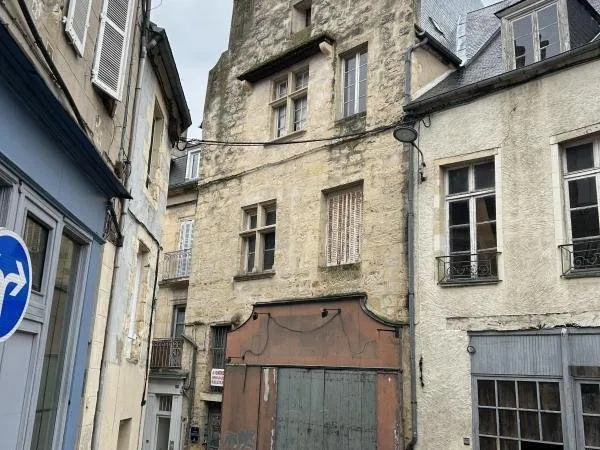 Immeuble 15 pièces