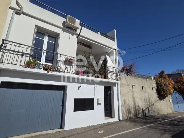 CANET (34800) : Maison avec garage, 2 terrasses, au calme et une belle vue dégagée