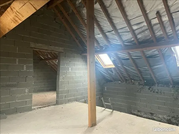 Maison 2 pièces 100 m²