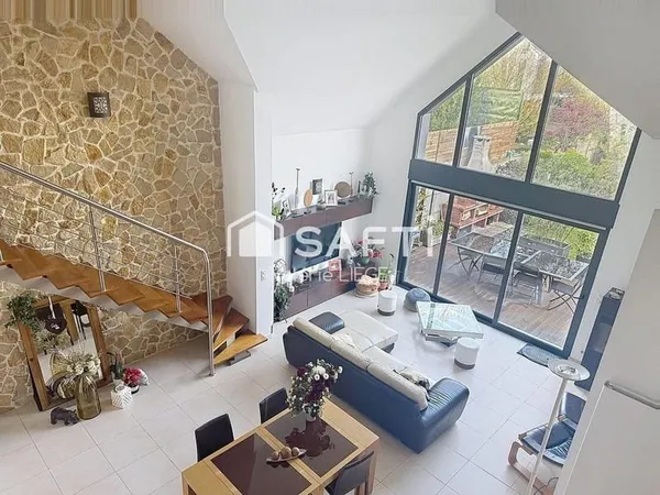 Volumes exceptionnels avec 160 m² de surface au sol