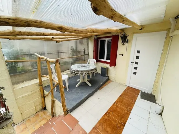 LOCATION MAISON