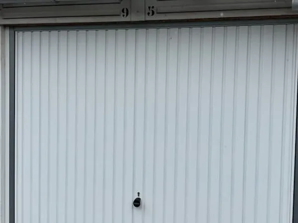 Parking 16 m²