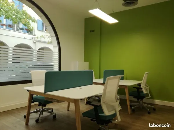 Loue bureau 20m2 équipé (4 postes) Rueil Centre