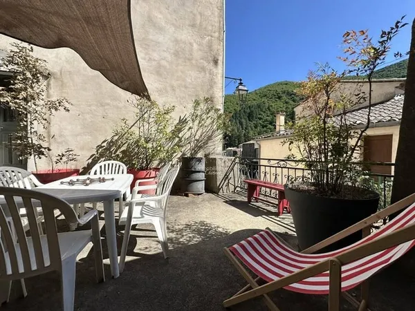 Maison 5 pièces 151 m²