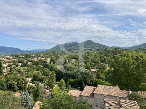 Maison de village avec terrasse à vendre proche de Nyons
