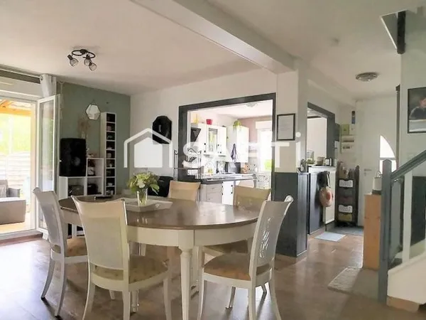Maison 6 pièces, 106 m² avec jardin 479m²