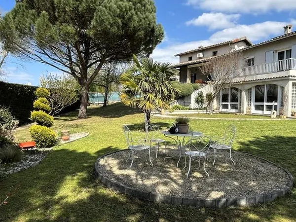 Maison 6 pièces 140 m²