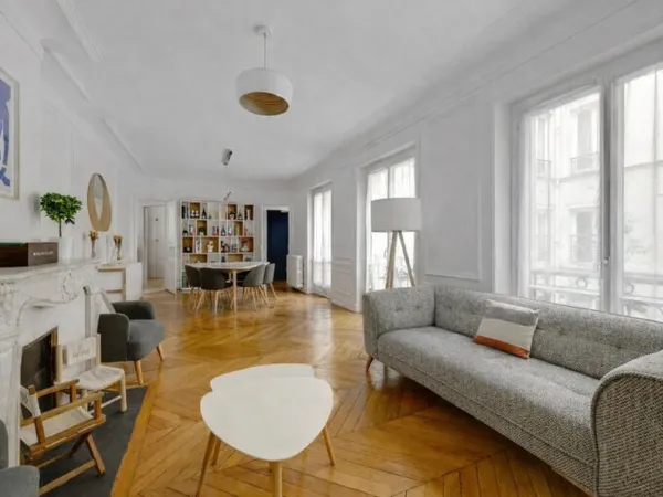 Appartement 5 pièces / Parc Monceau
