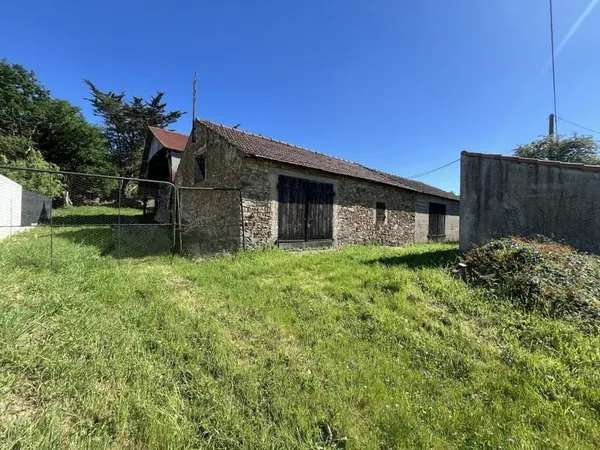 Bâtiment à usage de dépendance ou gîte