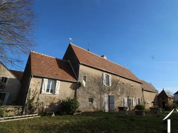 Former Presbytery - 4 Bedrooms, Garage & 38 Outbuilding