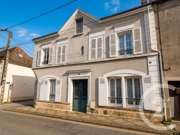 Maison 7 pièces 130 m²