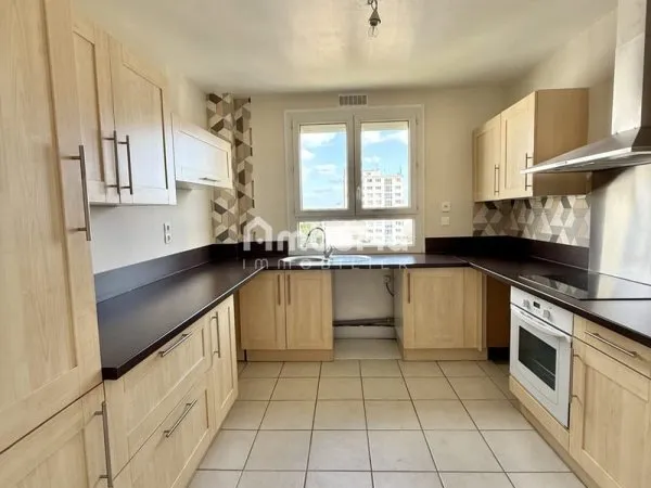 Appartement T3 - parking + balcon / Olivet