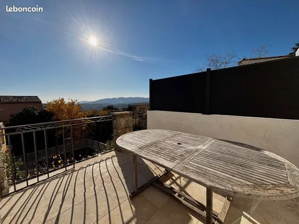 Exclusivité: T3 entièrement rénové avec Terrasse & jardin