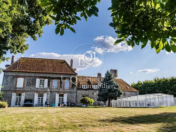 DOMAINE DU XVIe SIÈCLE - À SEULEMENT 1H DE PARIS