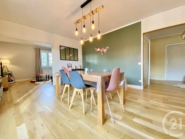 Appartement 5 pièces 102 m²