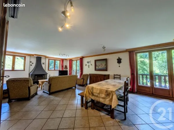 Appartement 3 pièces 84 m²