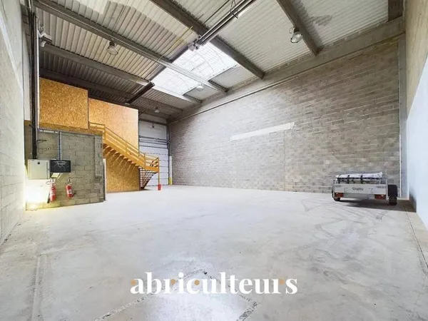 Bureaux 270 m²