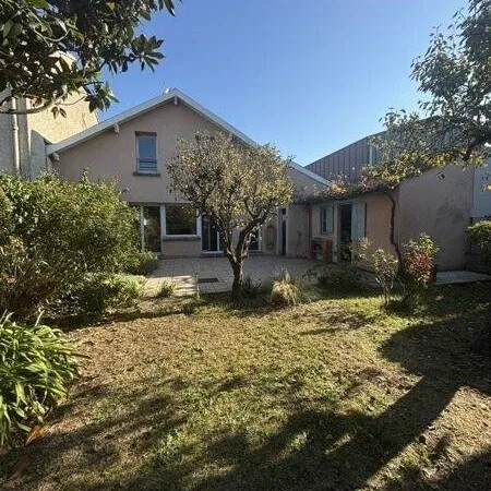 Maison 4 pièces 100 m²