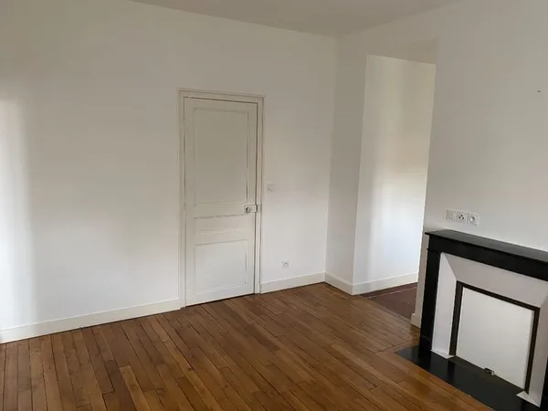 AUXERRE APPARTEMENT AVEC PARC ARBORE - 2 pièce(s) - 46 m2