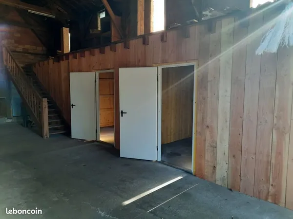 Box / Garde Meuble / Stockage