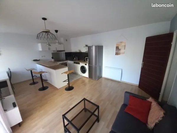 T3 meublé, place au bois
