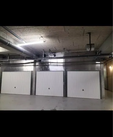 Garage sécurisé à louer