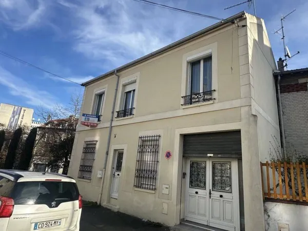 Immeuble 120 m²
