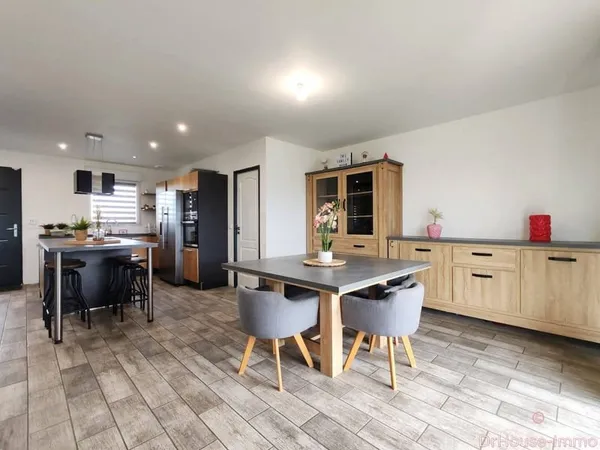 Maison 6 pièces 120 m²