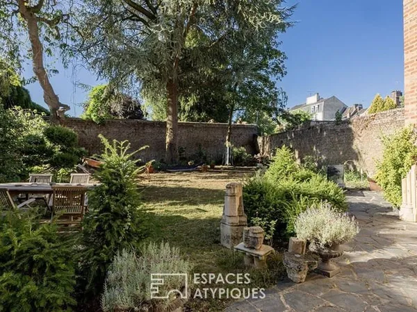 Maison 10 pièces 353 m²
