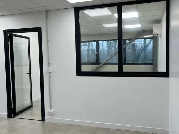 Local bureau 50m2