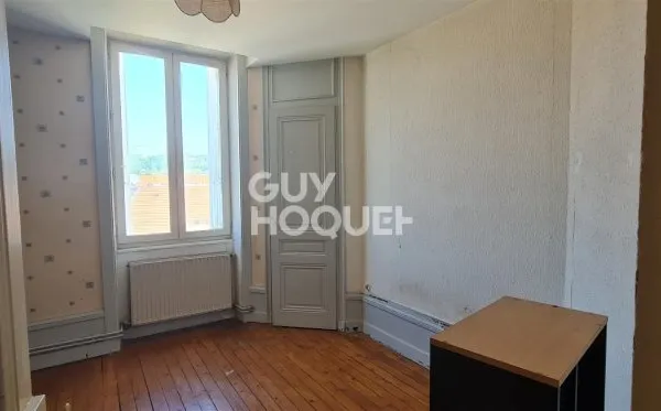 VENTE : appartement 2 pièces (53 m²) à LA TOUR DU PIN