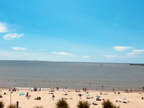 ROYAN - PLAGE DE LA GRANDE CONCHE