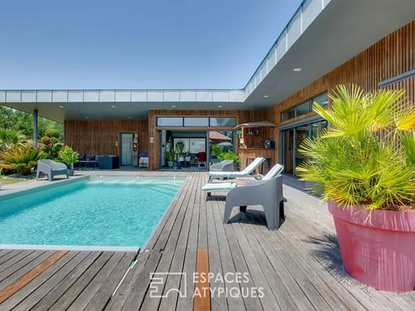 Villa de plein pied à l'architecture contemporaine