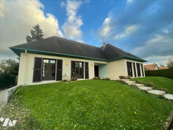 Maison 8 pièces 210 m²