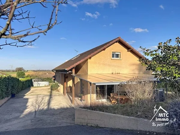 Maison 6 pièces 135 m²