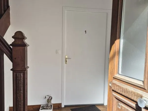 ✨ RARE SUR LE SECTEUR - Appartement T2 impeccable en centre-ville de Nontron - Disponible début juin