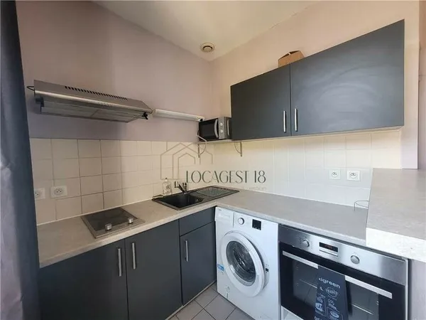 STUDIO MEUBLE - CHAUFFAGE INCLUS DANS LES CHARGES