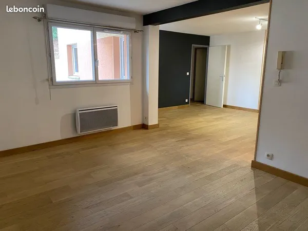 Location appartement T3 hypercentre de Toulouse