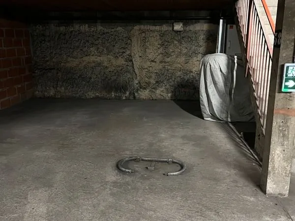 Parking a vendre