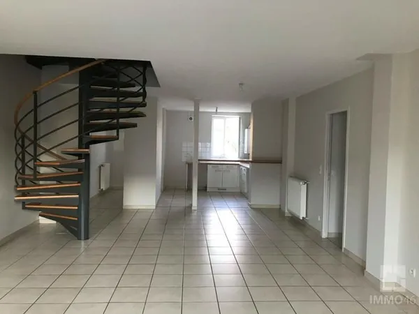 Appartement T5 duplex proche de CAHORS