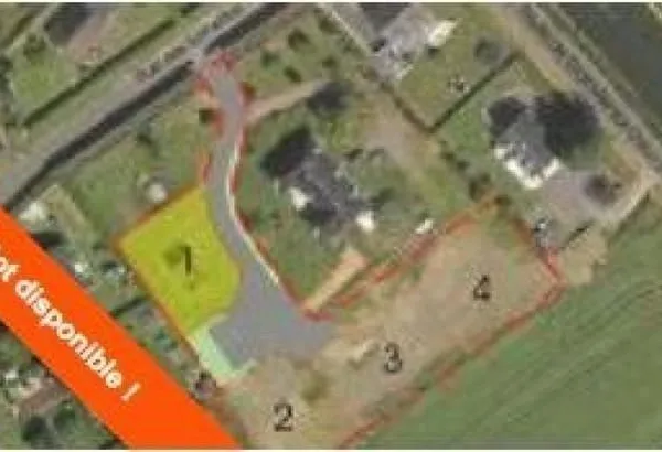FONTENAY LE PESNEL. Terrain de 524 m². 99500 € FAI