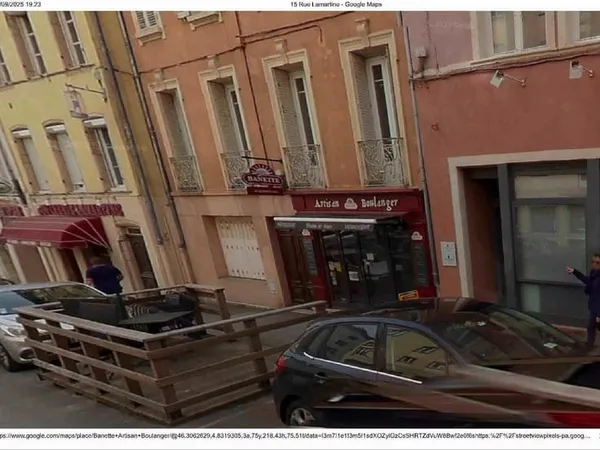 LOCAL COMMERCIAL + APPARTEMENT